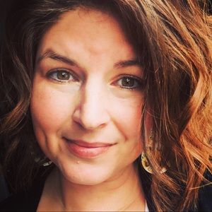 Meet your Posher, Alisha